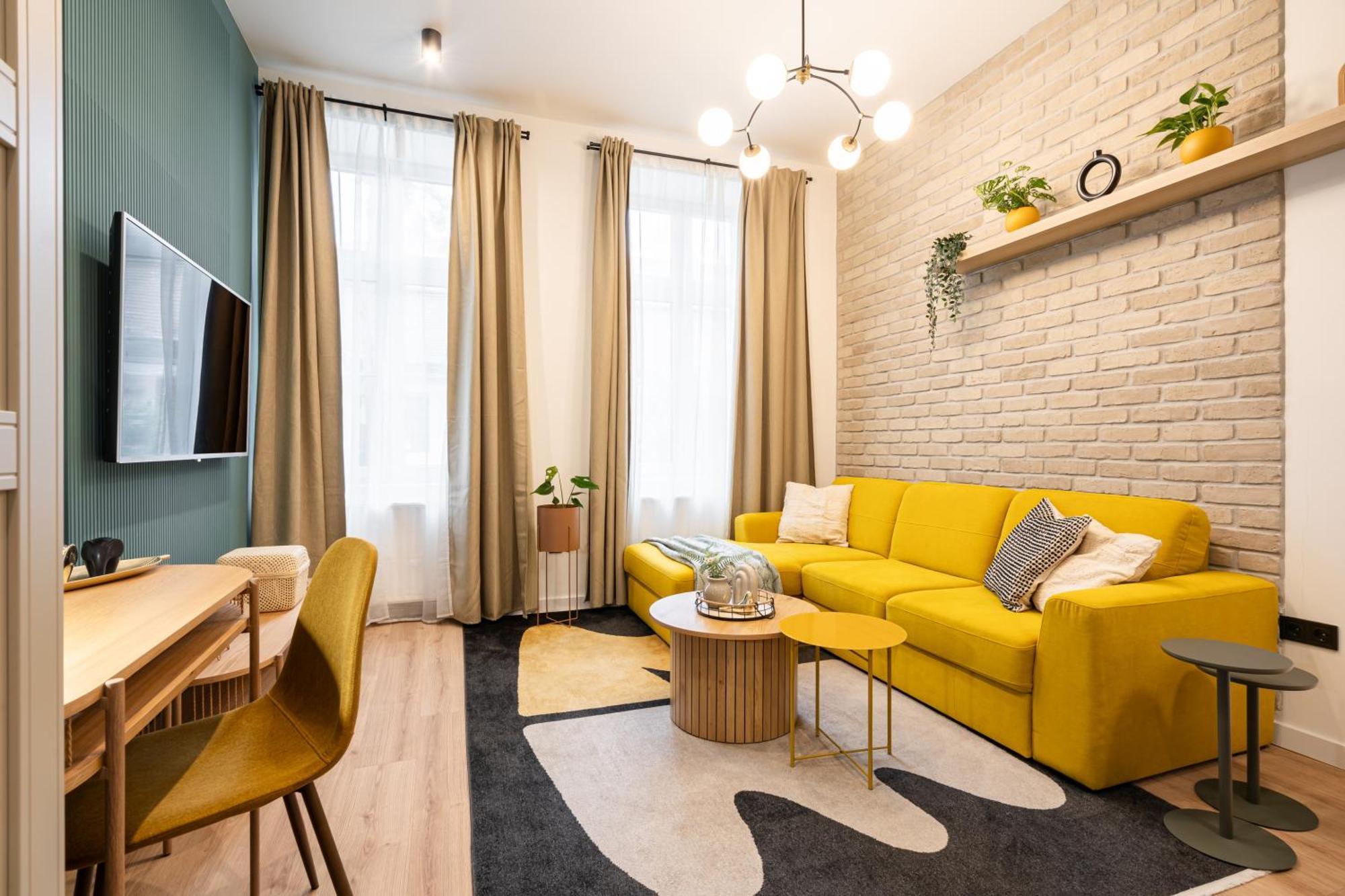 New Downtown Bliss - A Homelike Haven דירה *